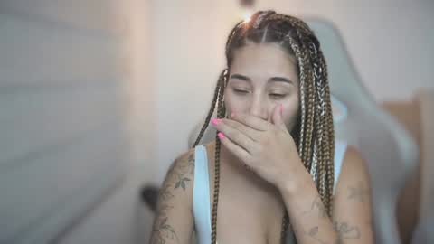 Snapshot of soytulu_ chatting on January 2025 10:46:02 PM brisa  s online show from January 2025 10:46:02 PM