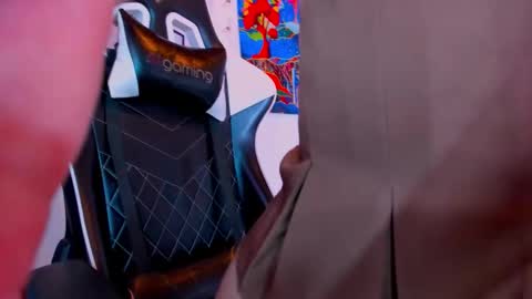 Snapshot of space__kittyy chatting on October 2025 03:09:01 AM Val online show from October 2025 03:09:01 AM