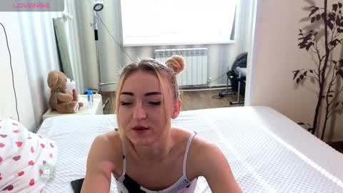 Snapshot of space_danger chatting on February 2026 08:35:01 AM space danger online show from February 2026 08:35:01 AM