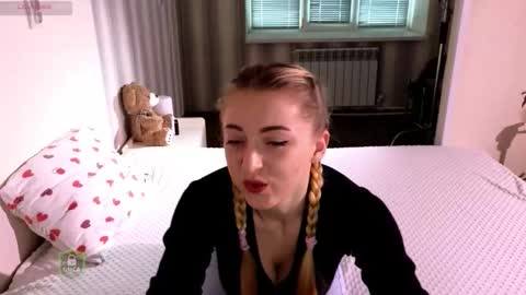 Snapshot of space_danger chatting on February 2026 06:42:02 AM space danger online show from February 2026 06:42:02 AM