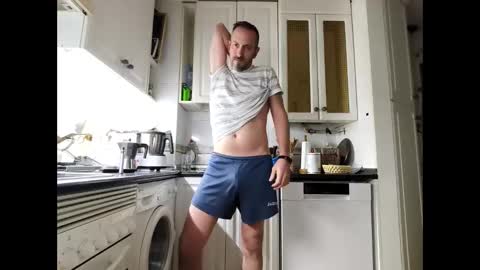 Manu  online show from February 2026 02:34:02 AM