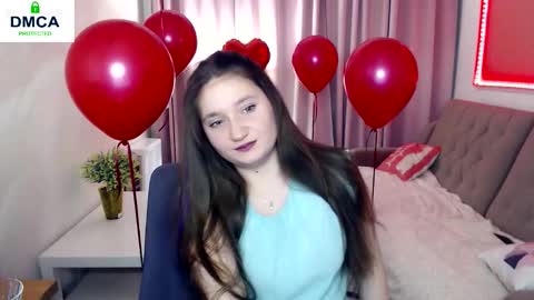Snapshot of sparkling_starlet67 chatting on February 2026 02:03:01 PM Ilona online show from February 2026 02:03:01 PM