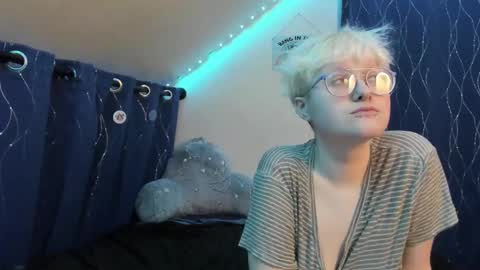 Atticus Pendragon online show from December 2025 01:15:02 AM