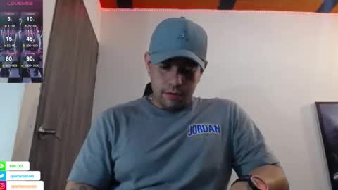 Snapshot of spartacus_cam chatting on January 2025 05:26:02 AM     online show from January 2025 05:26:02 AM
