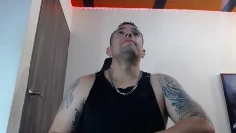 Snapshot of spartacus_cam chatting on February 2025 05:37:01 AM     online show from February 2025 05:37:01 AM