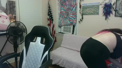 Snapshot of spawnofademon chatting on December 2024 07:17:01 AM spawnofademon online show from December 2024 07:17:01 AM