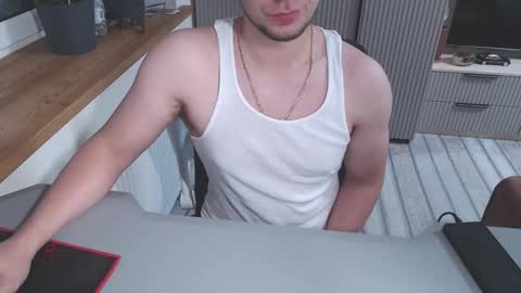 Snapshot of spb78 chatting on November 2025 07:27:02 PM Art online show from November 2025 07:27:02 PM