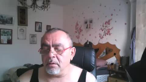 Snapshot of spektor1389 chatting on February 2025 04:42:02 AM spektor1389 online show from February 2025 04:42:02 AM
