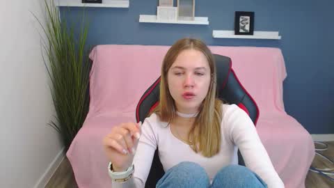 spicy_lexi online show from October 2025 06:43:01 AM
