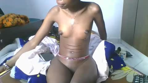Snapshot of spicybobolishia_ chatting on May 2026 01:27:01 PM Bobo online show from May 2026 01:27:01 PM