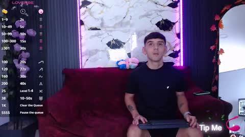    online show from October 2025 10:32:02 PM