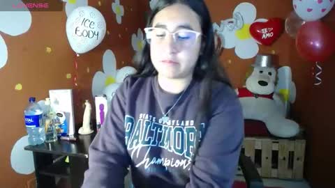 Snapshot of spicydoll4 chatting on February 2026 02:49:01 PM Veronica online show from February 2026 02:49:01 PM