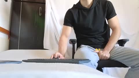 Marco. When Im offline you can view premium content in bio online show from October 2025 08:55:02 AM