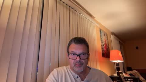 spike69old online show from May 2026 11:01:04 PM