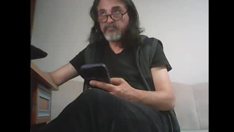 Spoiled online show from November 2025 03:01:01 PM