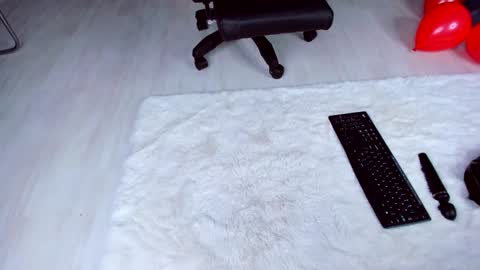 Anna online show from February 2025 04:22:02 PM