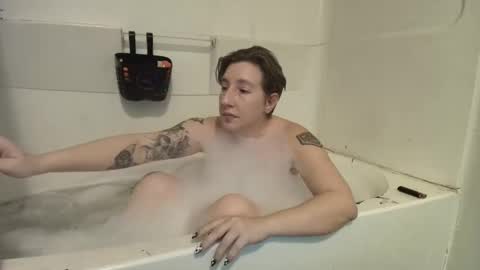 Kova online show from February 2026 02:05:01 AM