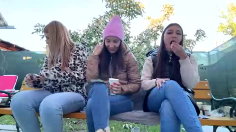 My name is Maya Lush is activeThere are legends that in this room all your wishes can come true  Private is Open online show from October 2025 05:59:01 AM