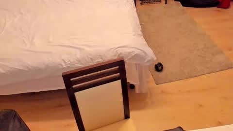 Kim online show from November 2025 04:55:02 AM