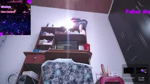 Snapshot of squirtmachinex chatting on January 2025 09:51:02 PM Wanda online show from January 2025 09:51:02 PM