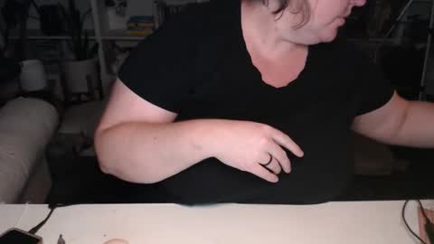 Messi Jessi online show from November 2025 12:21:01 AM