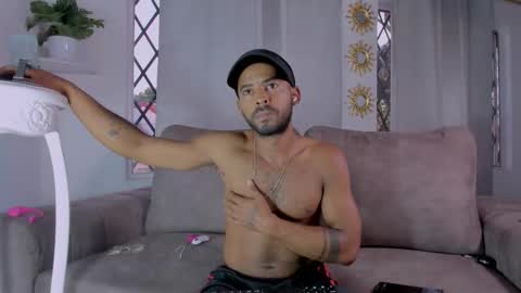 Snapshot of sr_blackk chatting on February 2026 08:59:02 PM Teddy online show from February 2026 08:59:02 PM