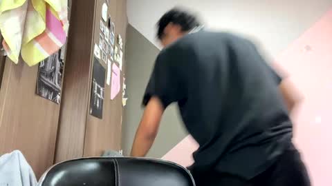 sorry mom online show from December 2024 01:43:01 PM