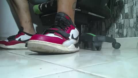 sr master cum its my old account online show from November 2025 06:08:01 PM