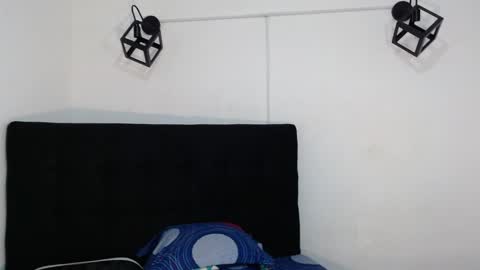 .          . online show from October 2025 11:54:02 AM