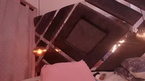 Snapshot of ss_samantha chatting on January 2025 10:24:01 PM samantha online show from January 2025 10:24:01 PM