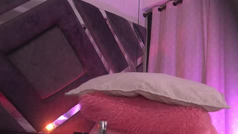 Snapshot of ss_samantha chatting on October 2025 07:23:02 PM samantha online show from October 2025 07:23:02 PM