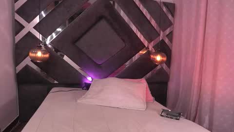 Snapshot of ss_samantha chatting on October 2025 07:25:02 PM samantha online show from October 2025 07:25:02 PM