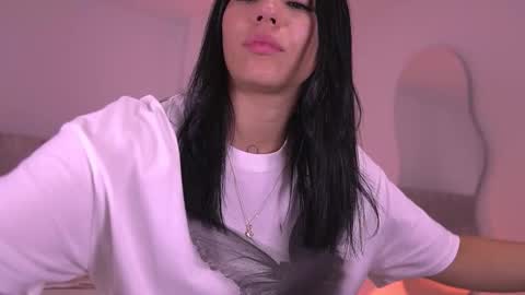 Snapshot of ss_samantha chatting on November 2025 07:24:02 PM samantha online show from November 2025 07:24:02 PM