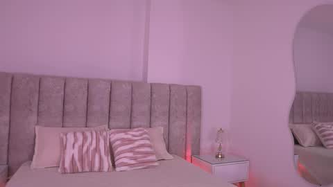 Snapshot of ss_samantha chatting on November 2025 07:23:02 PM samantha online show from November 2025 07:23:02 PM