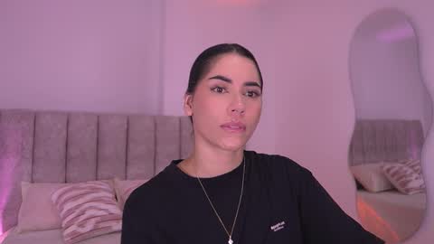 Snapshot of ss_samantha chatting on November 2025 07:13:02 PM samantha online show from November 2025 07:13:02 PM