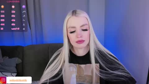 Alexandra online show from March 2025 11:15:01 PM