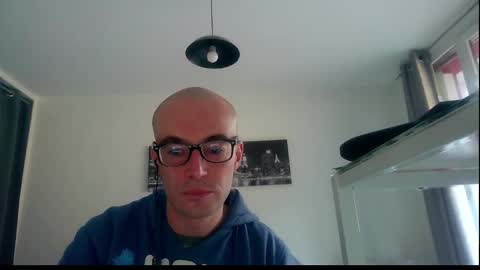 ssenzo online show from December 2024 08:18:02 AM