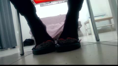 ssenzo online show from February 2025 08:33:02 PM