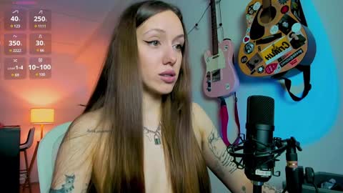 Snapshot of sshawty chatting on February 2025 04:29:01 PM Anni if Im offline for a long time Im depressed feel free to support me offline online show from February 2025 04:29:01 PM