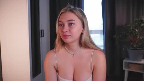 Kate online show from October 2025 07:09:01 AM