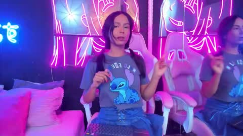 staarlightt online show from October 2025 09:04:02 PM