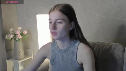 Snapshot of stacey_brown chatting on December 2024 01:26:02 AM Stacey GMT5 Mo Tu We Th Fr Sa 3am -10am online show from December 2024 01:26:02 AM