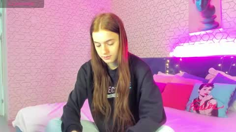 Snapshot of stacey_brown chatting on December 2024 01:50:02 AM Stacey GMT5 Mo Tu We Th Fr Sa 3am -10am online show from December 2024 01:50:02 AM