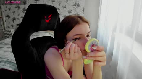 Snapshot of stacey_brown chatting on January 2025 11:00:01 PM Stacey GMT5 Mo Tu We Th Fr Sa 3am -10am online show from January 2025 11:00:01 PM