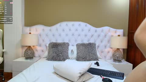  Stacey  online show from December 2024 04:31:02 AM