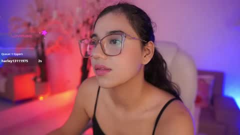 Snapshot of stacycooper_ chatting on May 2026 07:22:02 PM stacycooper_ online show from May 2026 07:22:02 PM