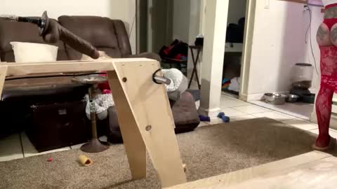 Snapshot of stacytasteme chatting on January 2025 05:00:01 AM Submissive Slut LOVES adoration online show from January 2025 05:00:01 AM