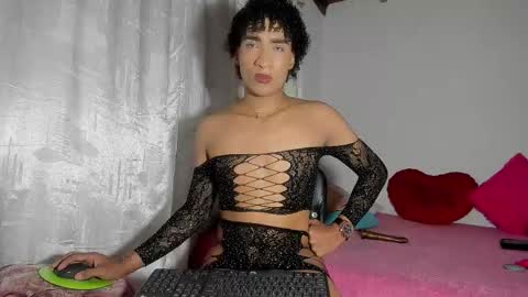 Stannly  online show from October 2025 04:34:01 AM