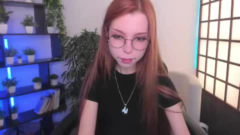 Snapshot of star_tarra chatting on April 2026 01:52:01 AM Tarra online show from April 2026 01:52:01 AM