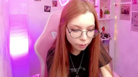 Snapshot of star_tarra chatting on April 2026 02:15:01 AM Tarra online show from April 2026 02:15:01 AM